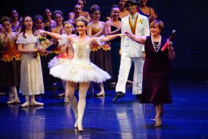 Ballet Evellyn em “O Quebra Cocos “